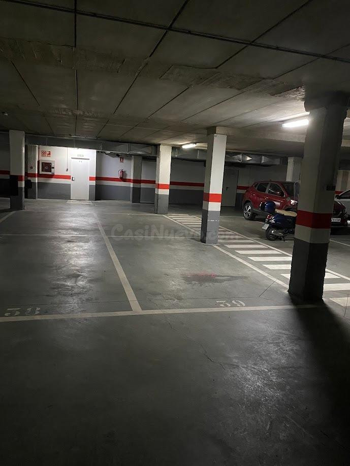 PLAZA JUAN PABLO II, DOS PLAZAS DE GARAJE EN ALQUILER - foto 2
