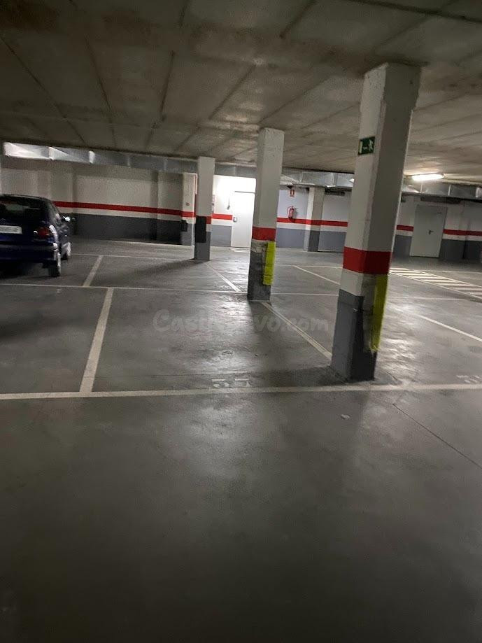 PLAZA JUAN PABLO II, DOS PLAZAS DE GARAJE EN ALQUILER - foto 4