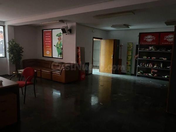 NAVE EN EL POLÍGONO ARGALES - foto 2