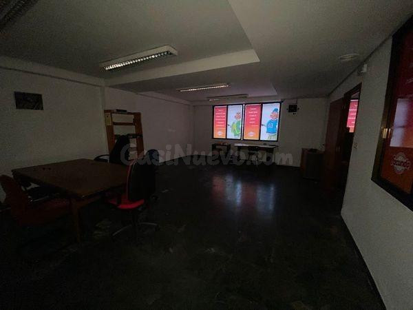NAVE EN EL POLÍGONO ARGALES - foto 3