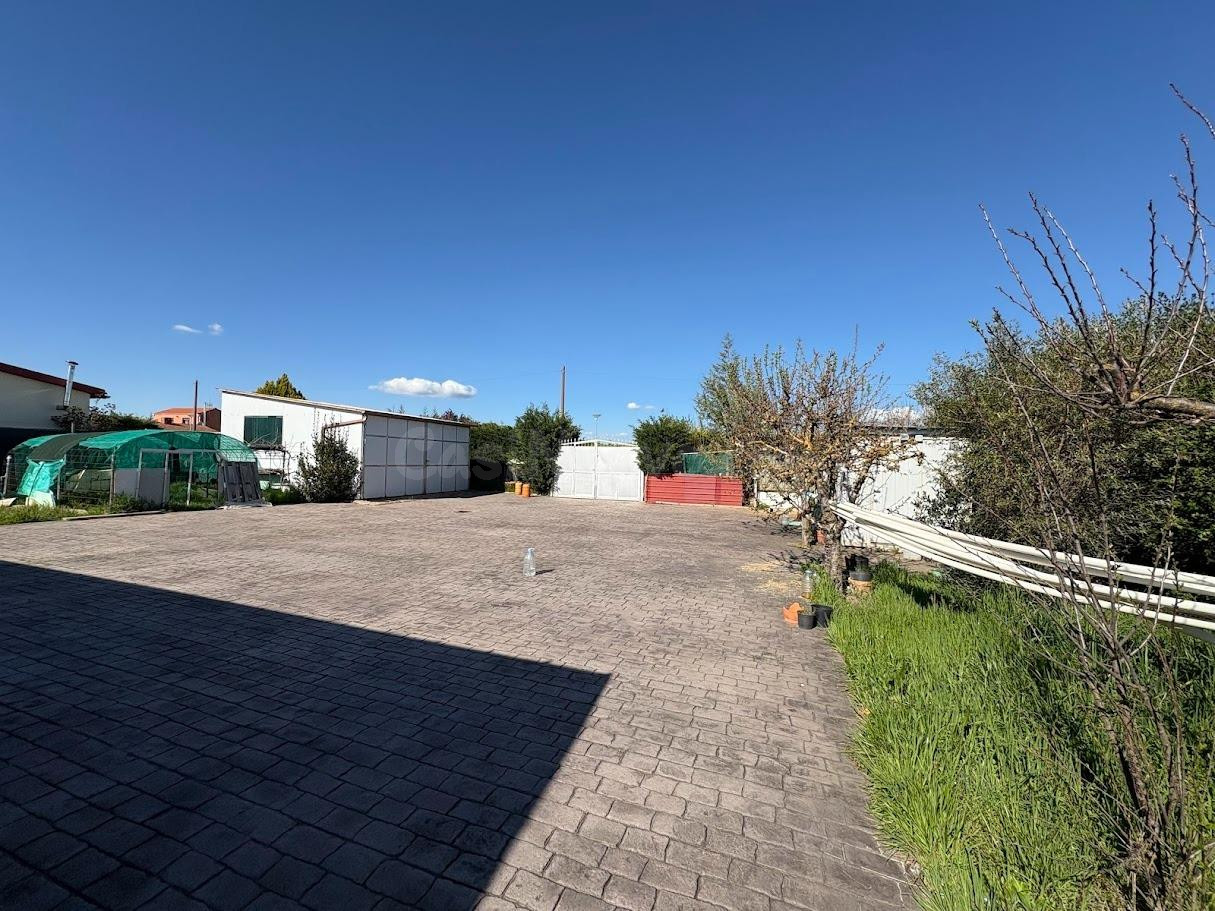 TERRENO RUSTICO CON CASA EN CUBILLAS DE SANTA MARTA