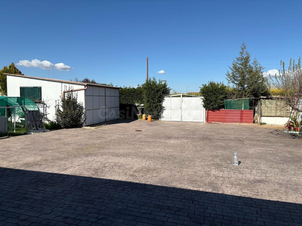 TERRENO RUSTICO CON CASA EN CUBILLAS DE SANTA MARTA - foto 4