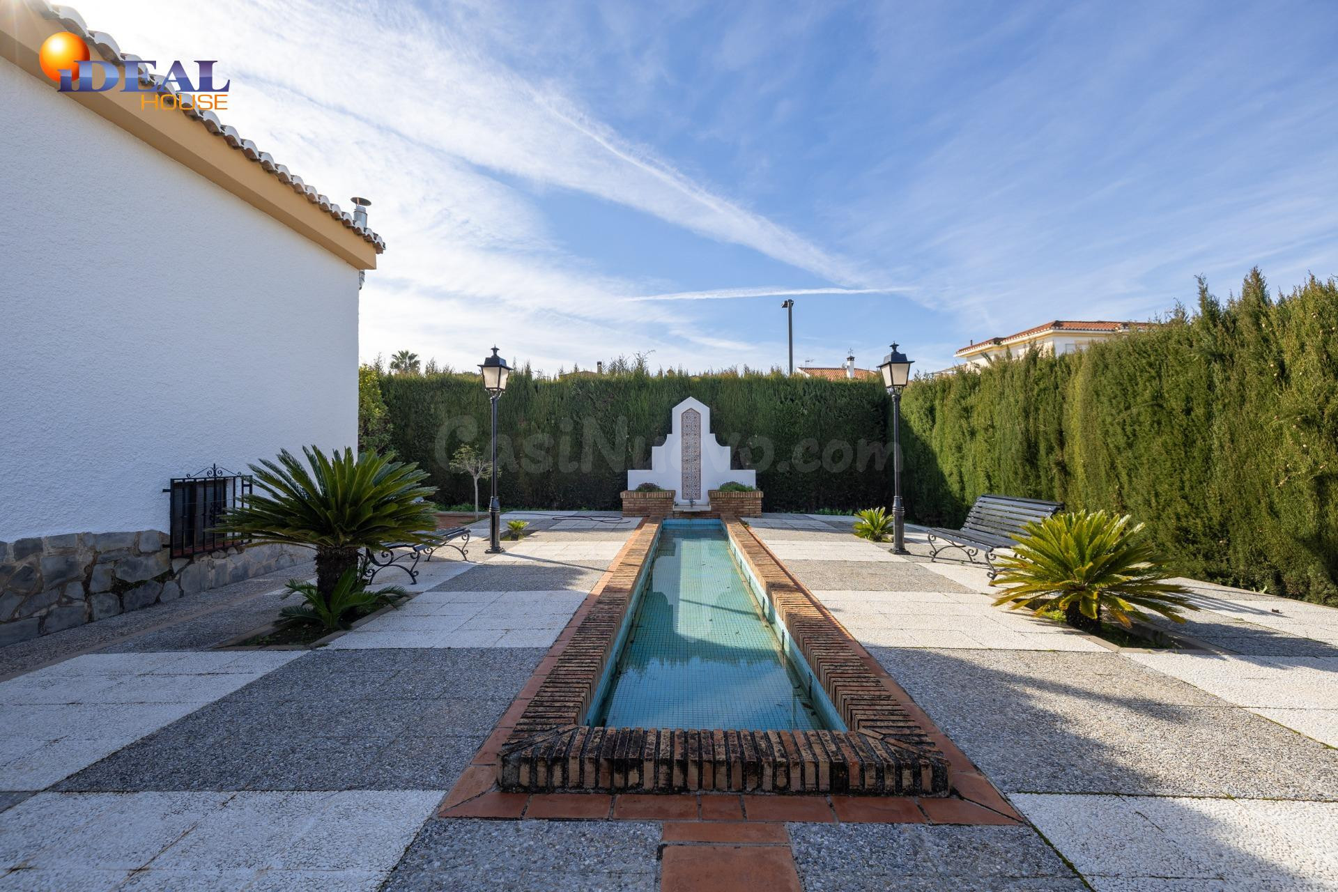 Estupendo chalet en urbanización Los Alixares de Otura - foto 3