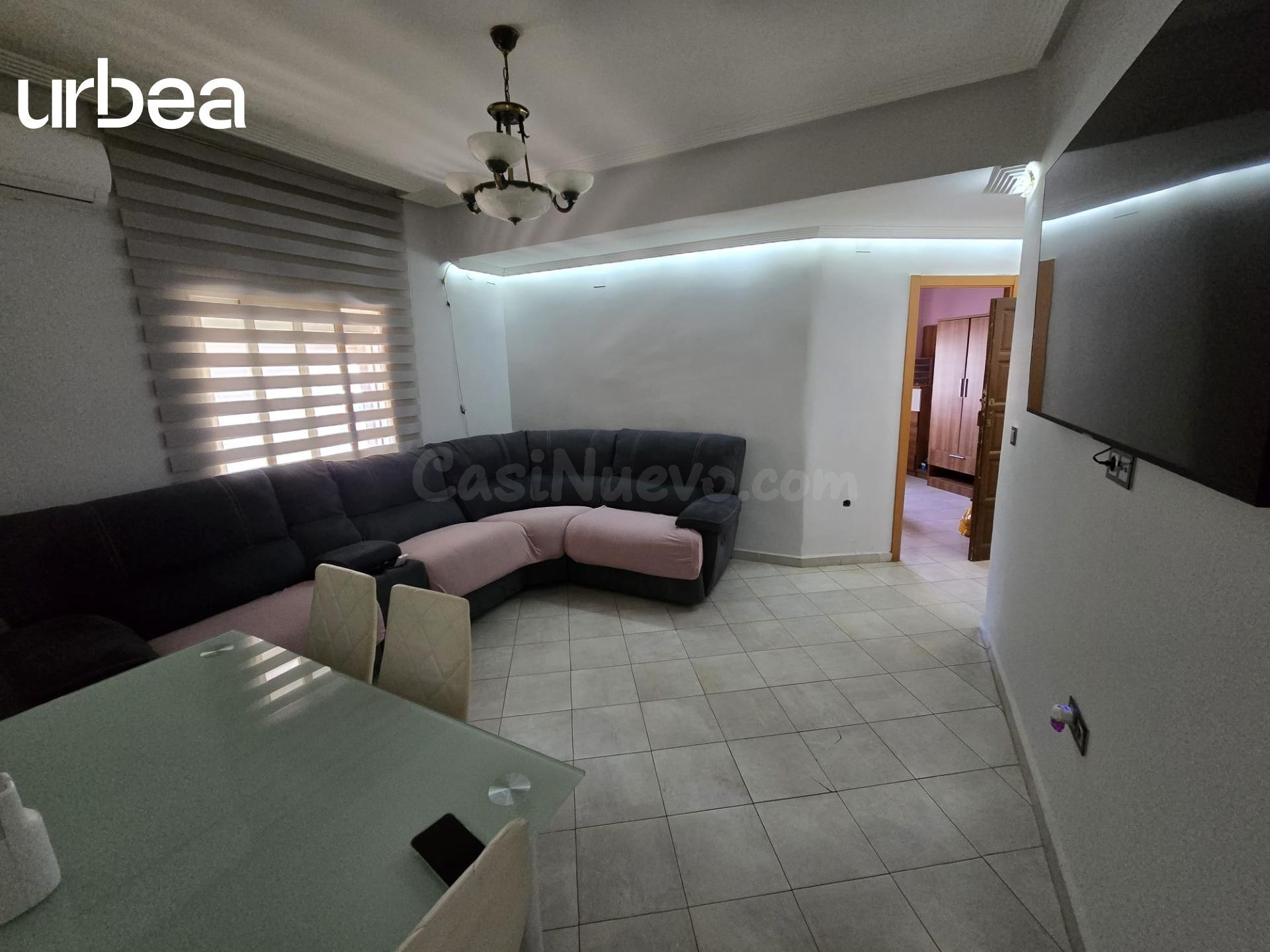Piso en Venta en El Torcal, Málaga - Ideal para Entrar a Viv - foto 3
