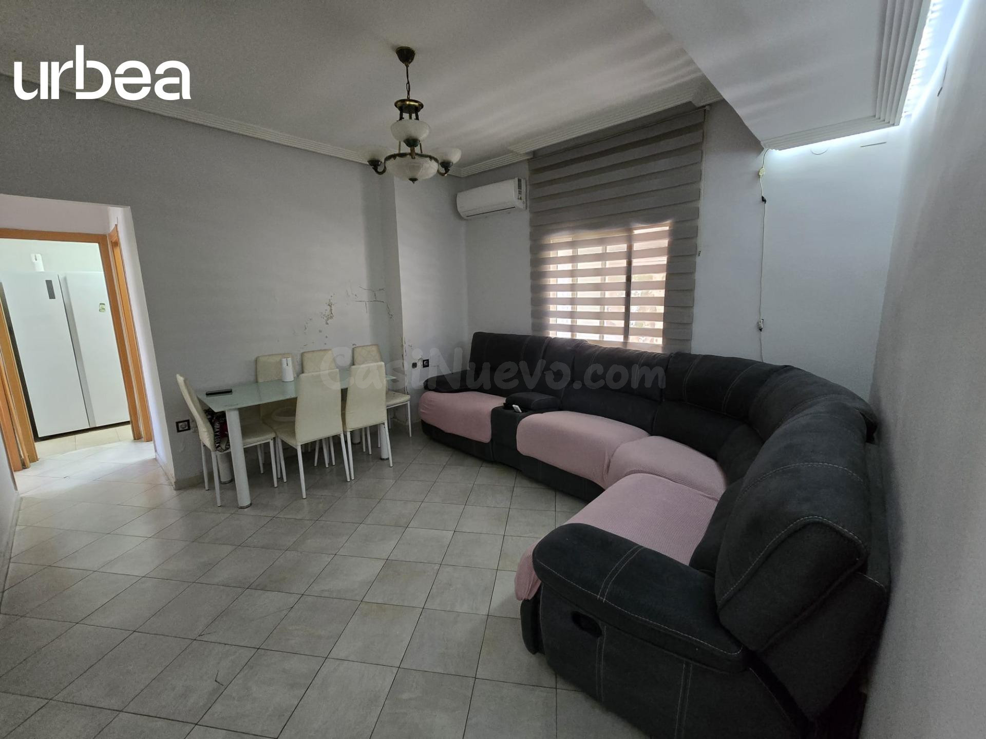 Piso en Venta en El Torcal, Málaga - Ideal para Entrar a Viv - foto 4