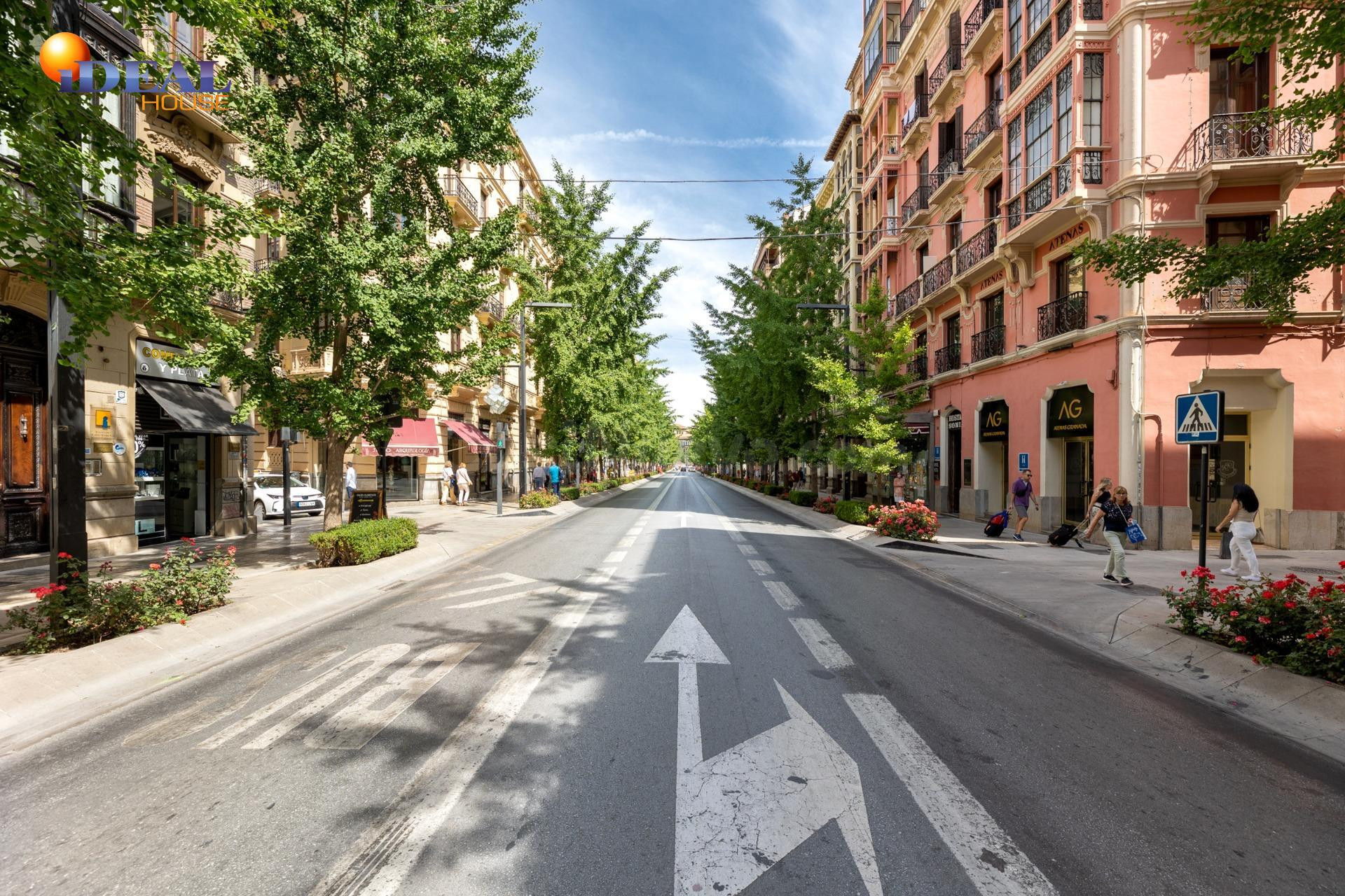 Vivienda de 170 m2 con 5 dormitorios en Gran Vía – Amplia y con gran potencial