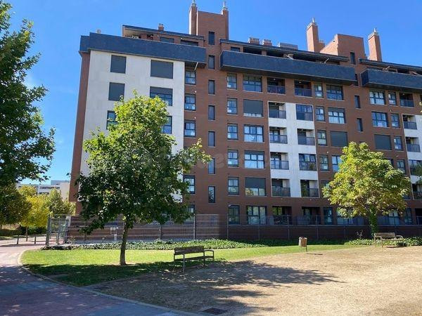 Piso en venta en Calle del Monasterio de San Lorenzo de El E