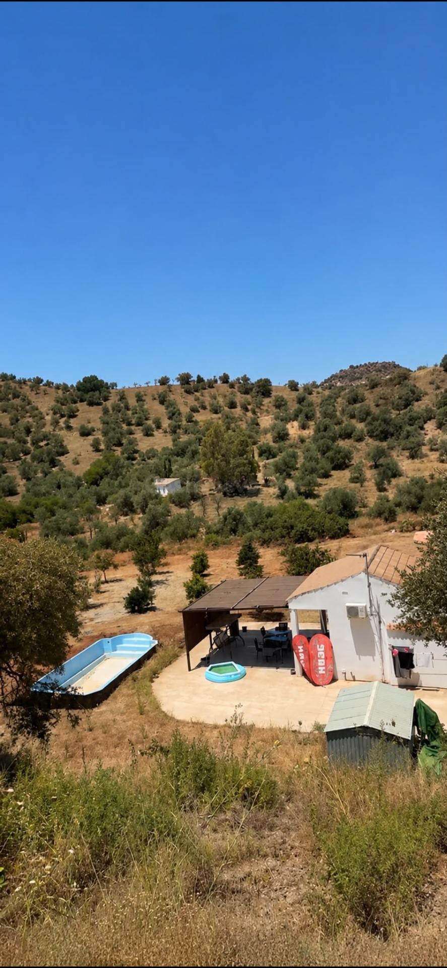 vivienda rural con piscina en almogia