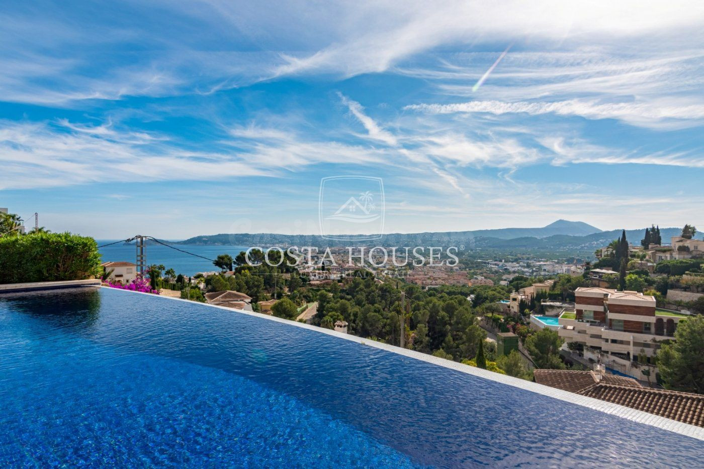 EXCLUSIVAS VISTAS AL MAR VILLA en Javea, LA CORONA | Mediter - foto 2