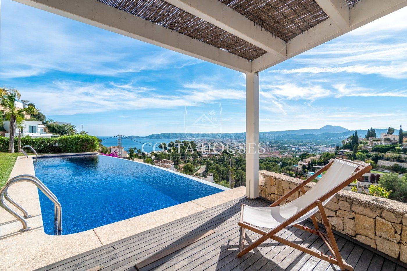 EXCLUSIVAS VISTAS AL MAR VILLA en Javea, LA CORONA | Mediter - foto 3
