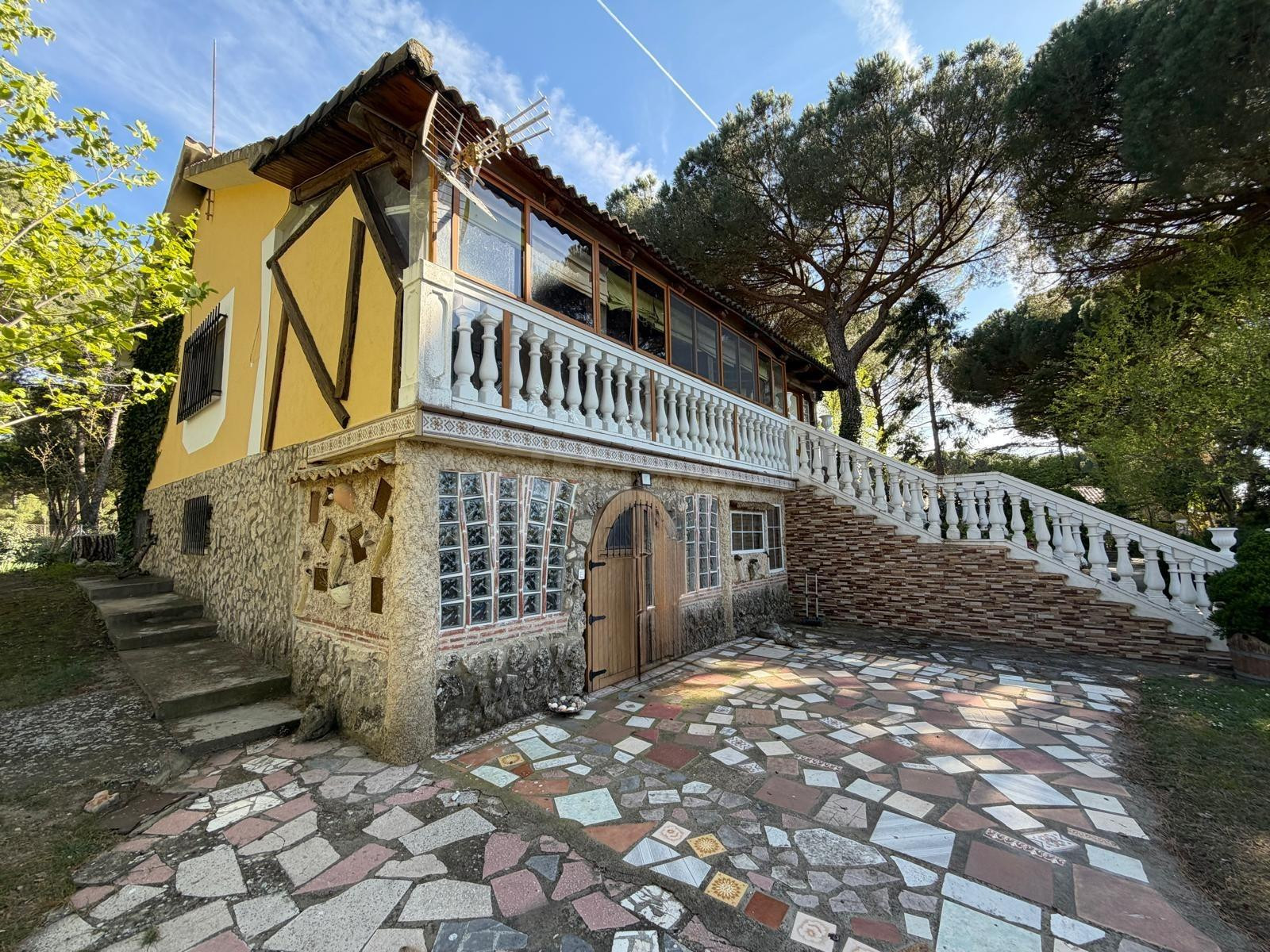 CASA EN LA URBANIZACIÓN DEHESA DE PEÑALBA