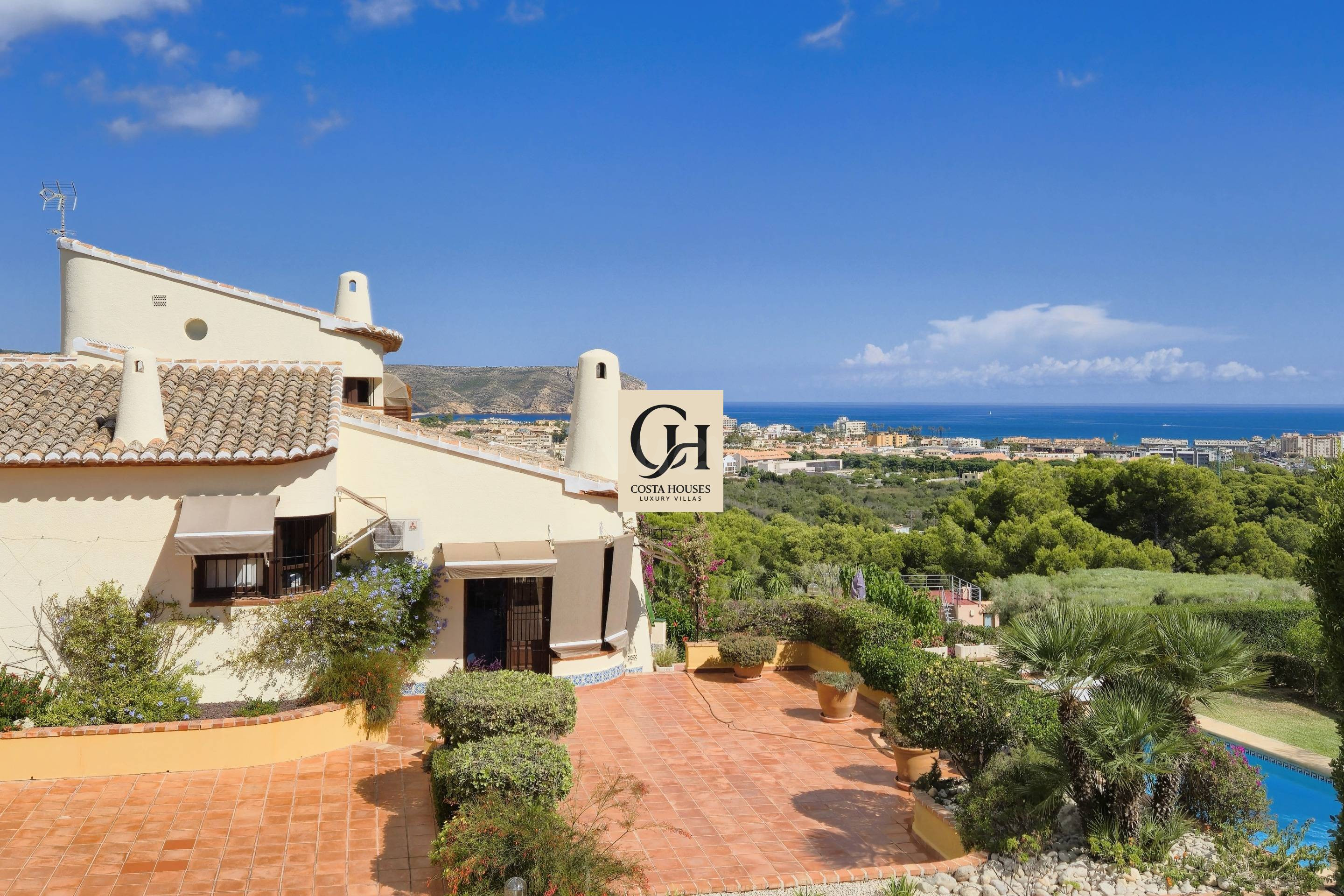 FINCA MEDITERRANEA CON VISTAS PANORAMICAS AL MAR EN VENTA EN