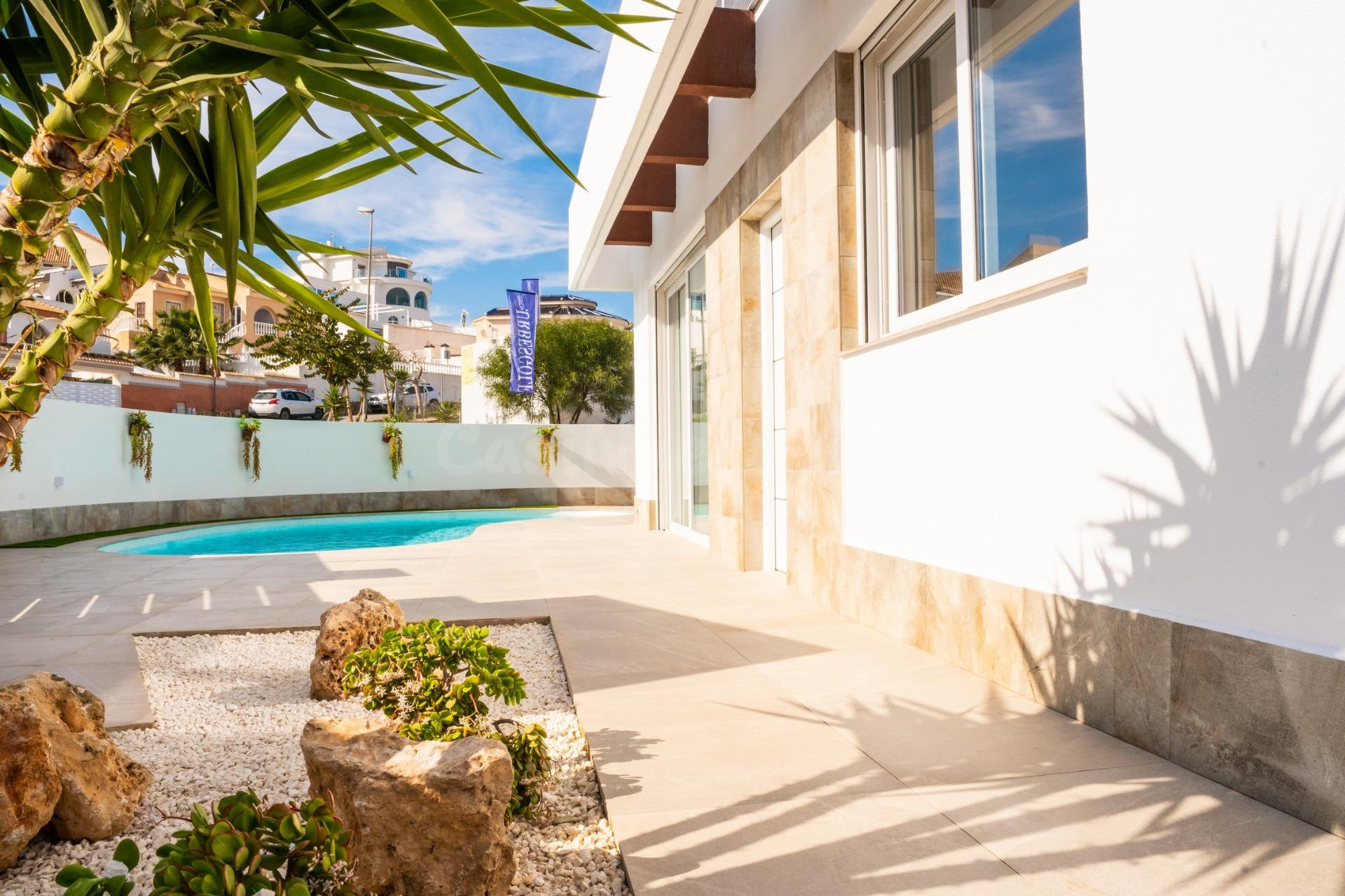 PRECIOSA GRAN VILLA CON VISTAS AL CAMPO DE GOLF “LA MARQUESA - foto 5