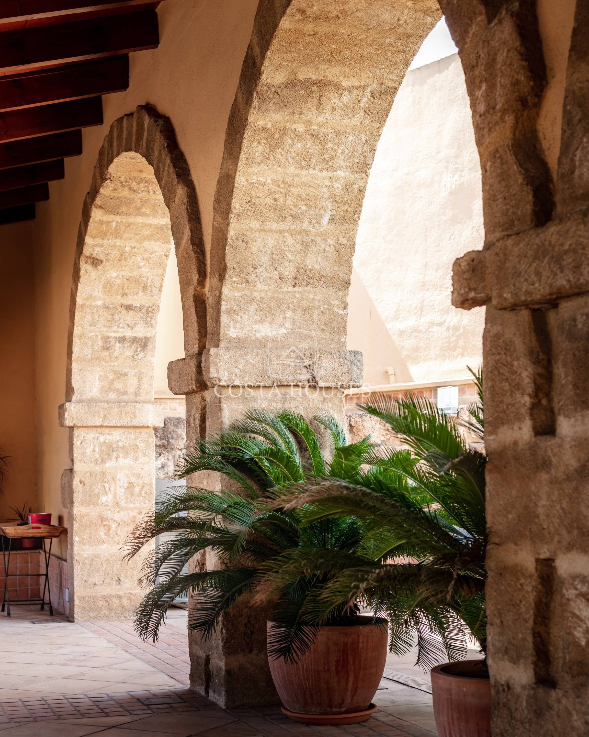 OPORTUNIDAD UNICA EN EL CASCO ANTIGUO DE JAVEA CON POSIBILID - foto 5
