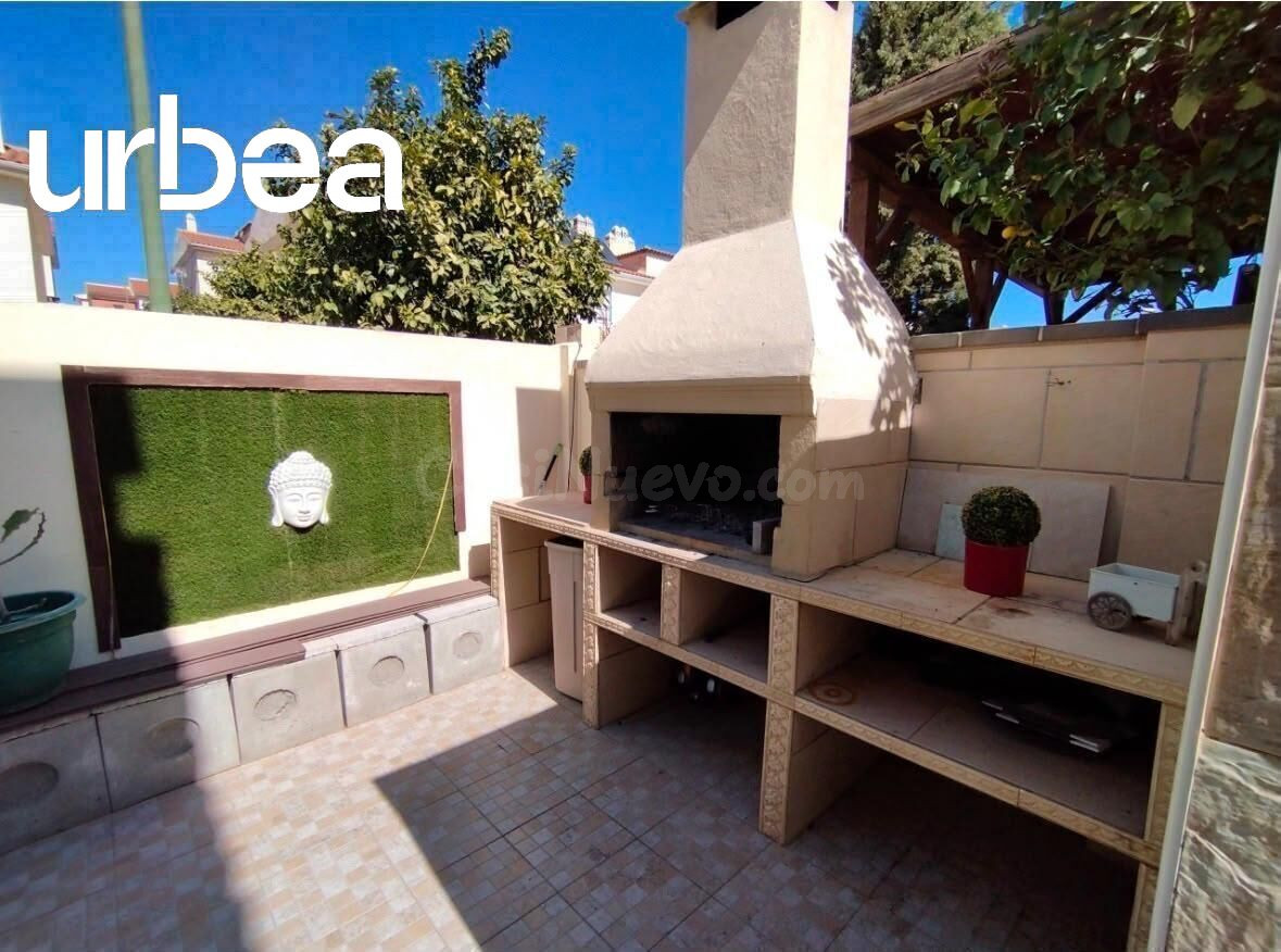 Pareado 4 habitaciones 175m² en venta - Campanillas - foto 4