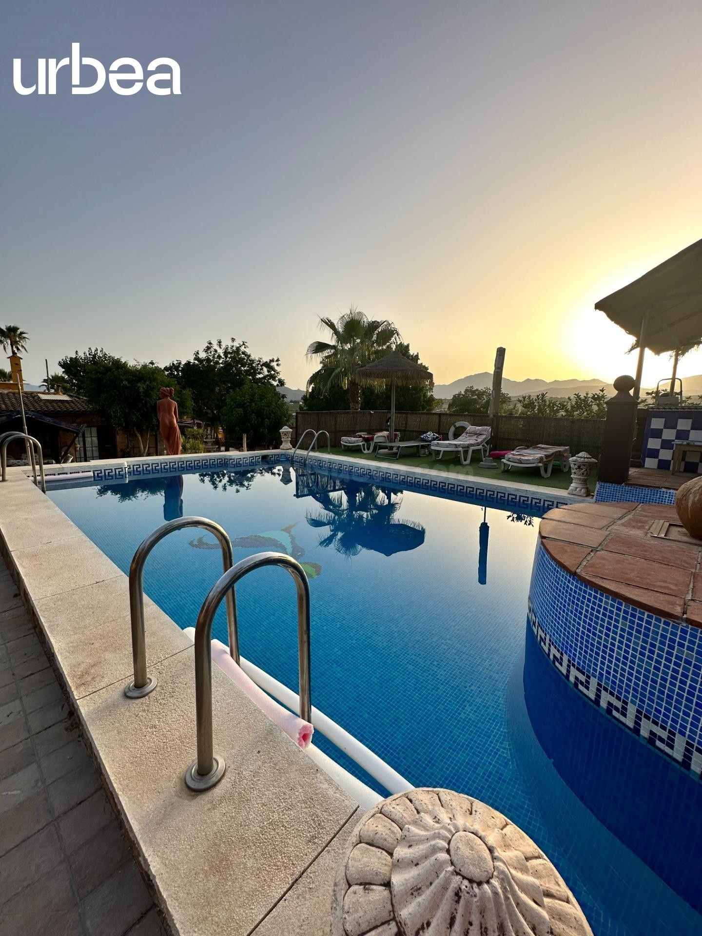 URBEA OS PRESENTA ESTE CONJUNTO RESIDENCIAL COMPUESTO POR 5  - foto 4