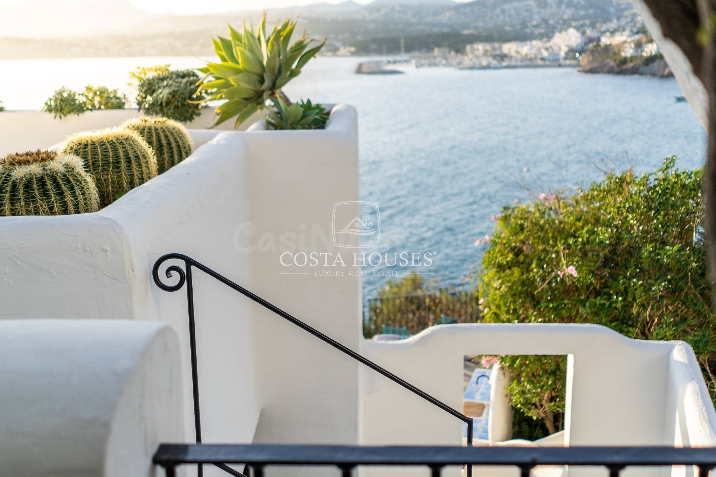 ❶ IBIZA VILLA FRENTE AL MAR EN MORAIRA, Costa Blanca | Exclu - foto 5
