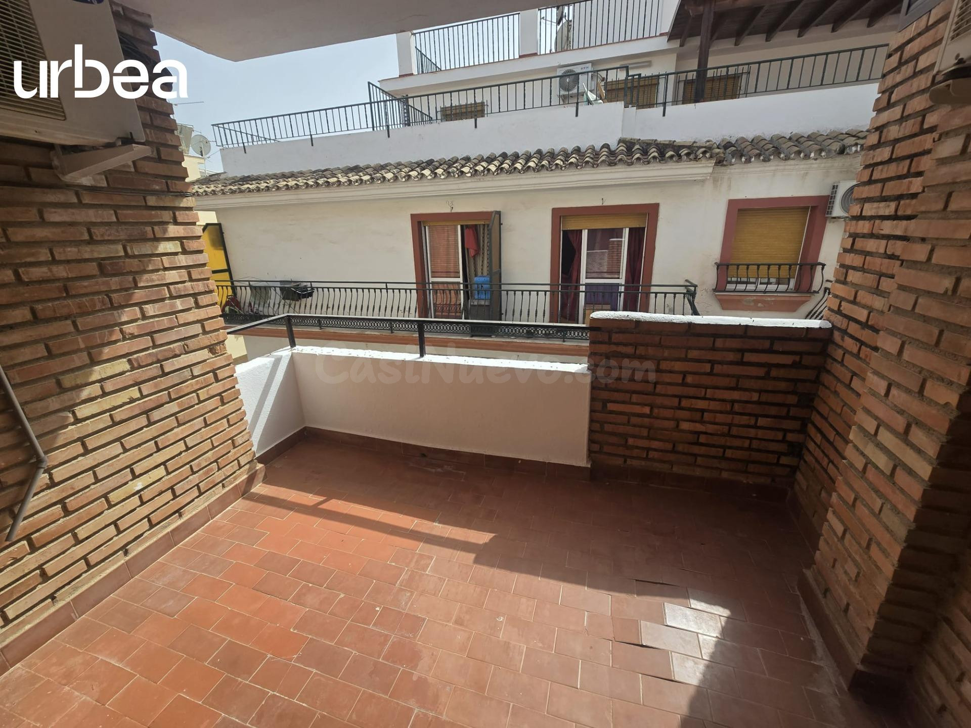 Estupenda vivienda de 4 dormitorios en el corazón de Arroyo  - foto 5