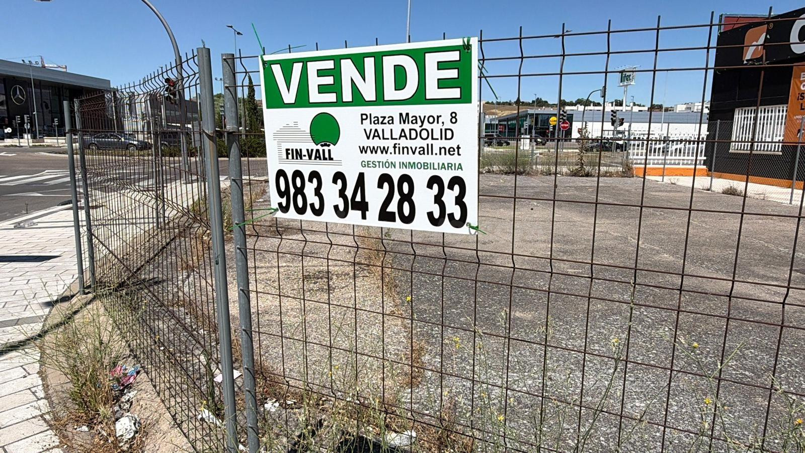 SOLAR EN VENTA AVENIDA BURGOS - foto 2