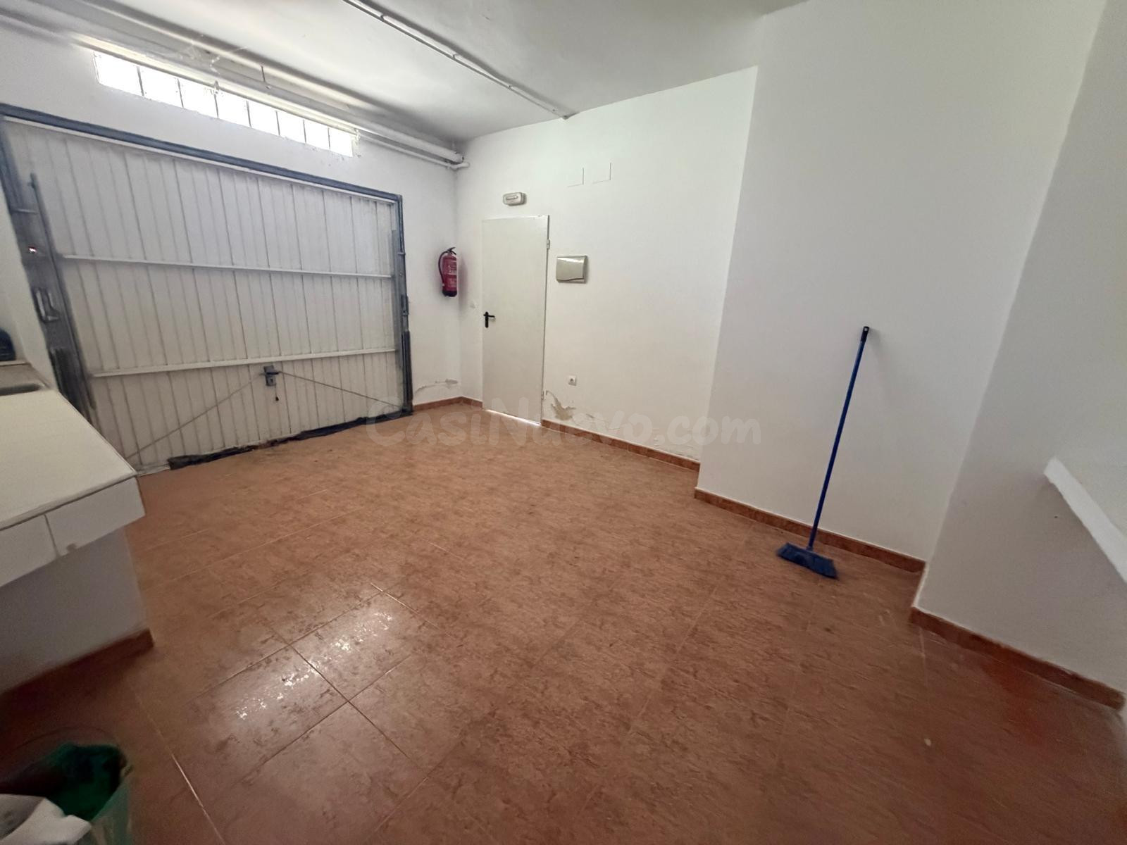 LOCAL EN VENTA FUENSALDAÑA