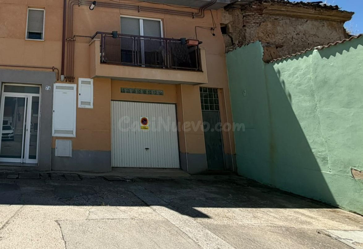LOCAL EN VENTA FUENSALDAÑA - foto 4
