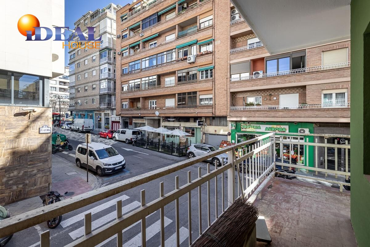 GRAN PISO JUNTO AV. DE CONSTITUCION