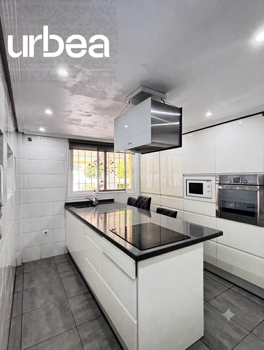 Pareado 4 habitaciones 175m² en venta - Campanillas - foto 4