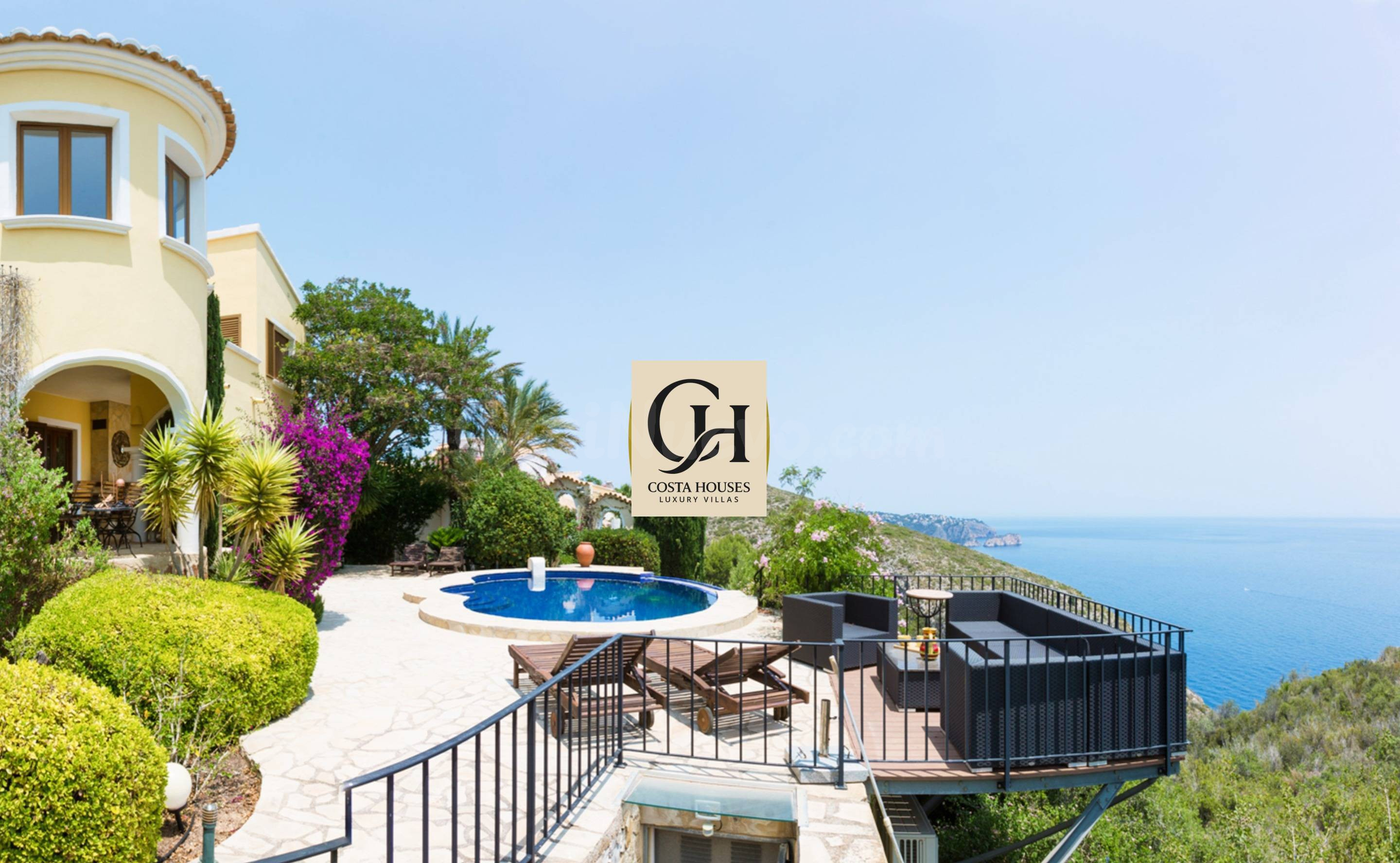 VILLA JAZMIN - VIVIENDA EXCLUSIVA EN PRIMERA LINEA DEL MAR E