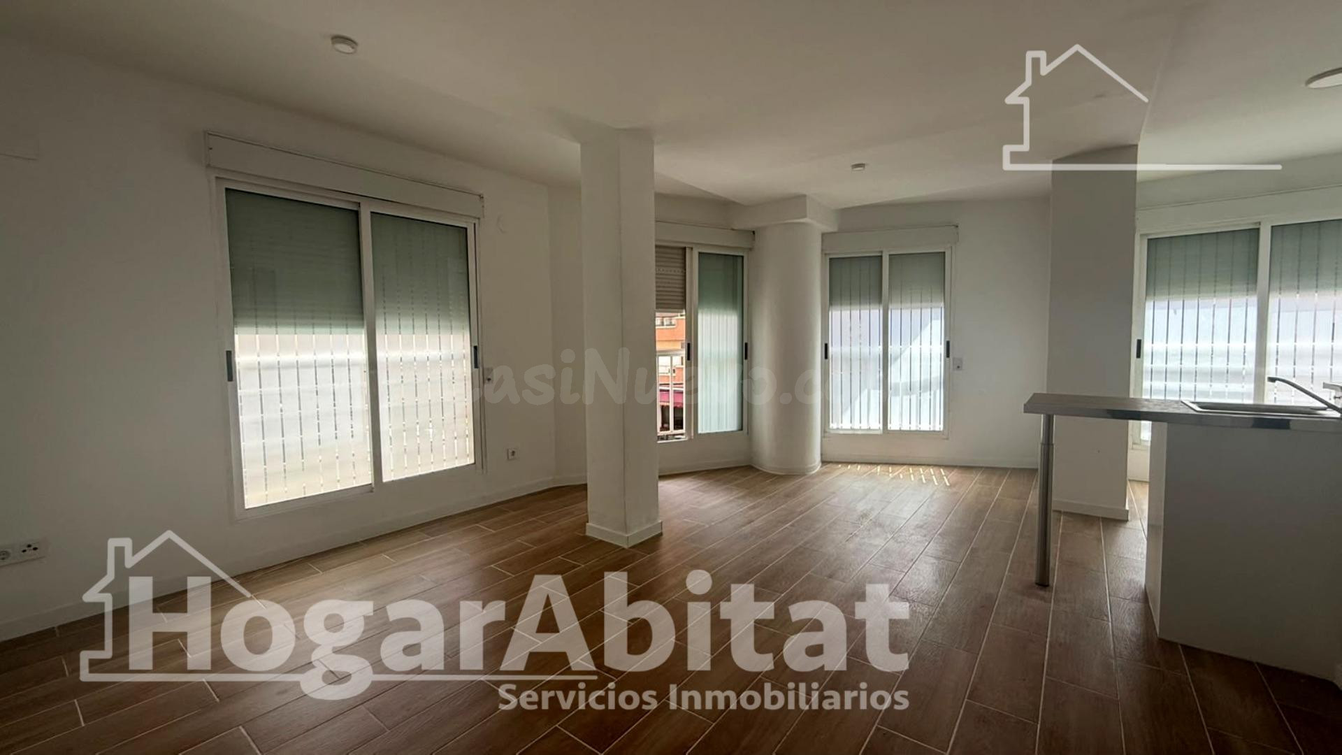 ¡OPORTUNIDAD! REFORMADO Y EXTERIOR CON ASCENSOR EN EL CENTRO - foto 4