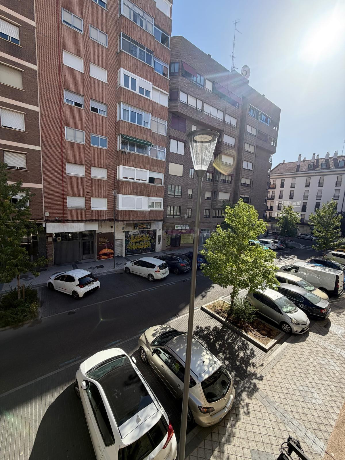 PISO EN ALQUILER CALLE PADILLA - foto 5