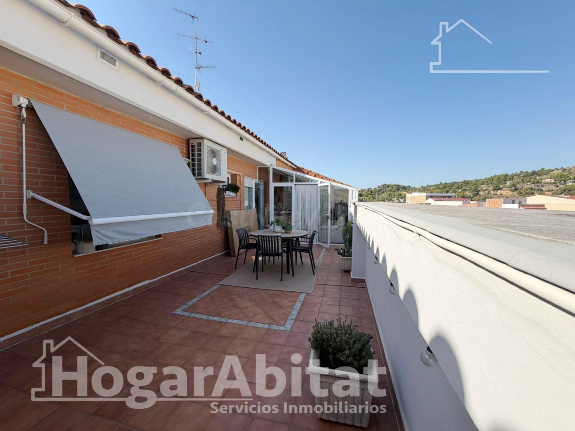 PRECIOSO ÁTICO REFORMADO CON DOS TERRAZAS Y GARAJE - foto 4