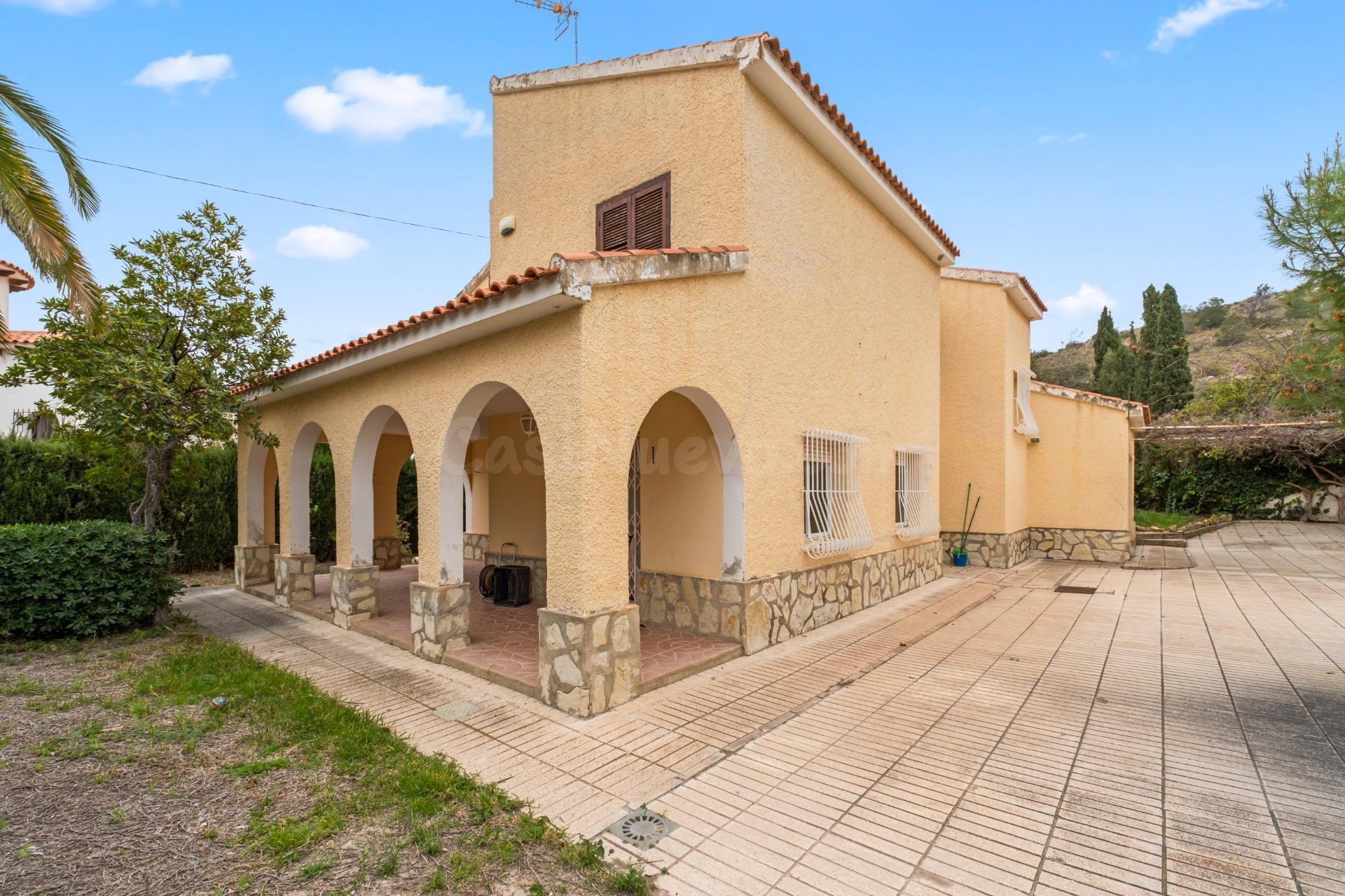 CHALET EN URBANIZACIÓN - foto 4