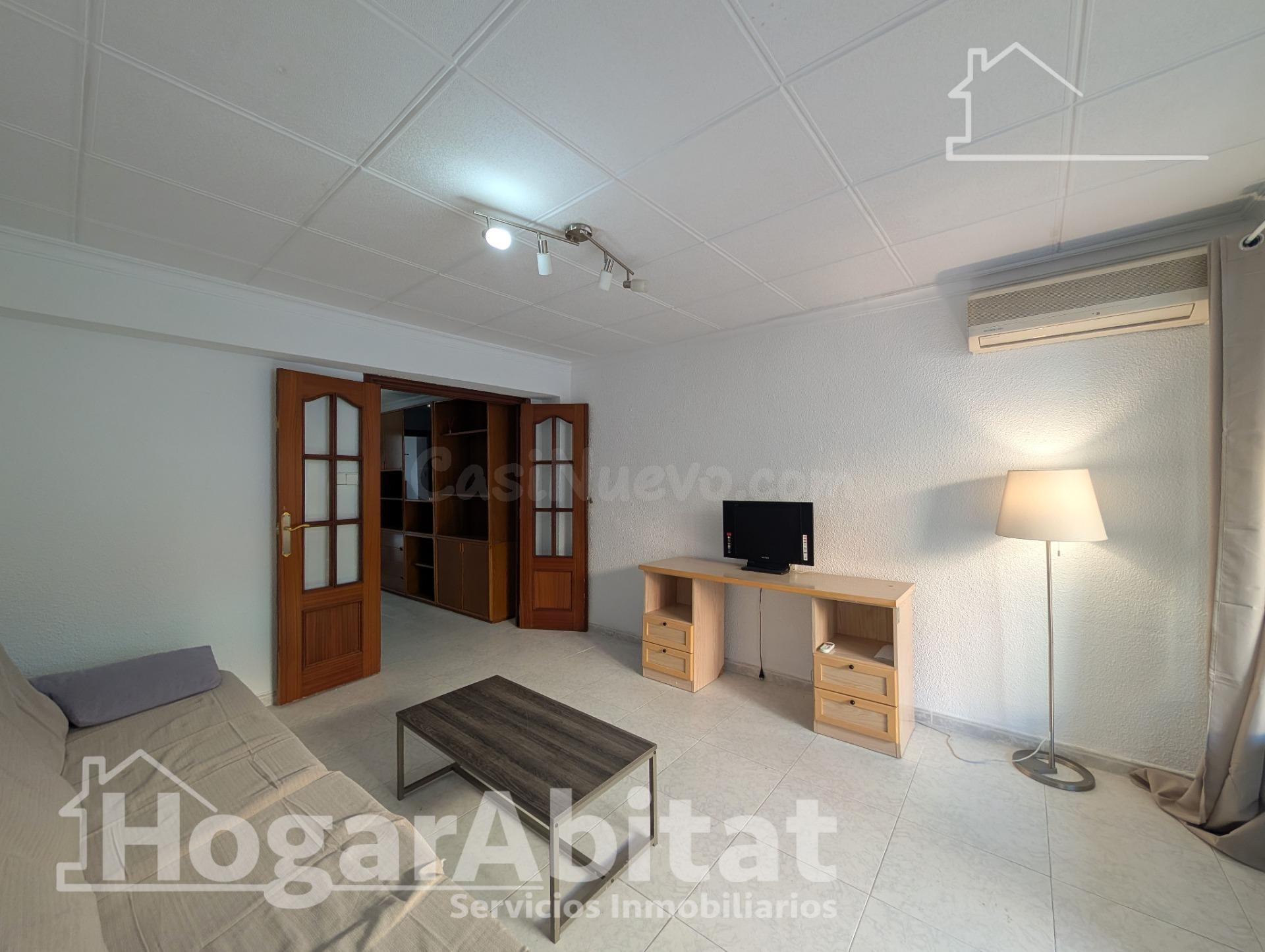 ACOGEDOR Y EXTERIOR CON TERRAZA ACRISTALADA JUNTO A LA AV. D - foto 5