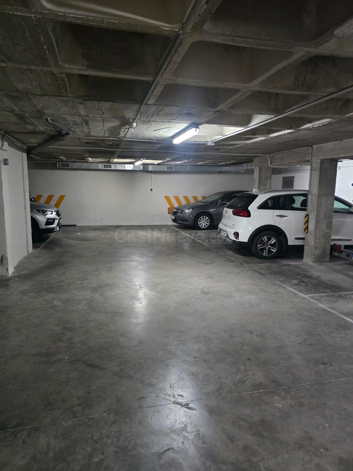PLAZA DE GARAJE CON TRASTERO EN LA FLORIDA - foto 3