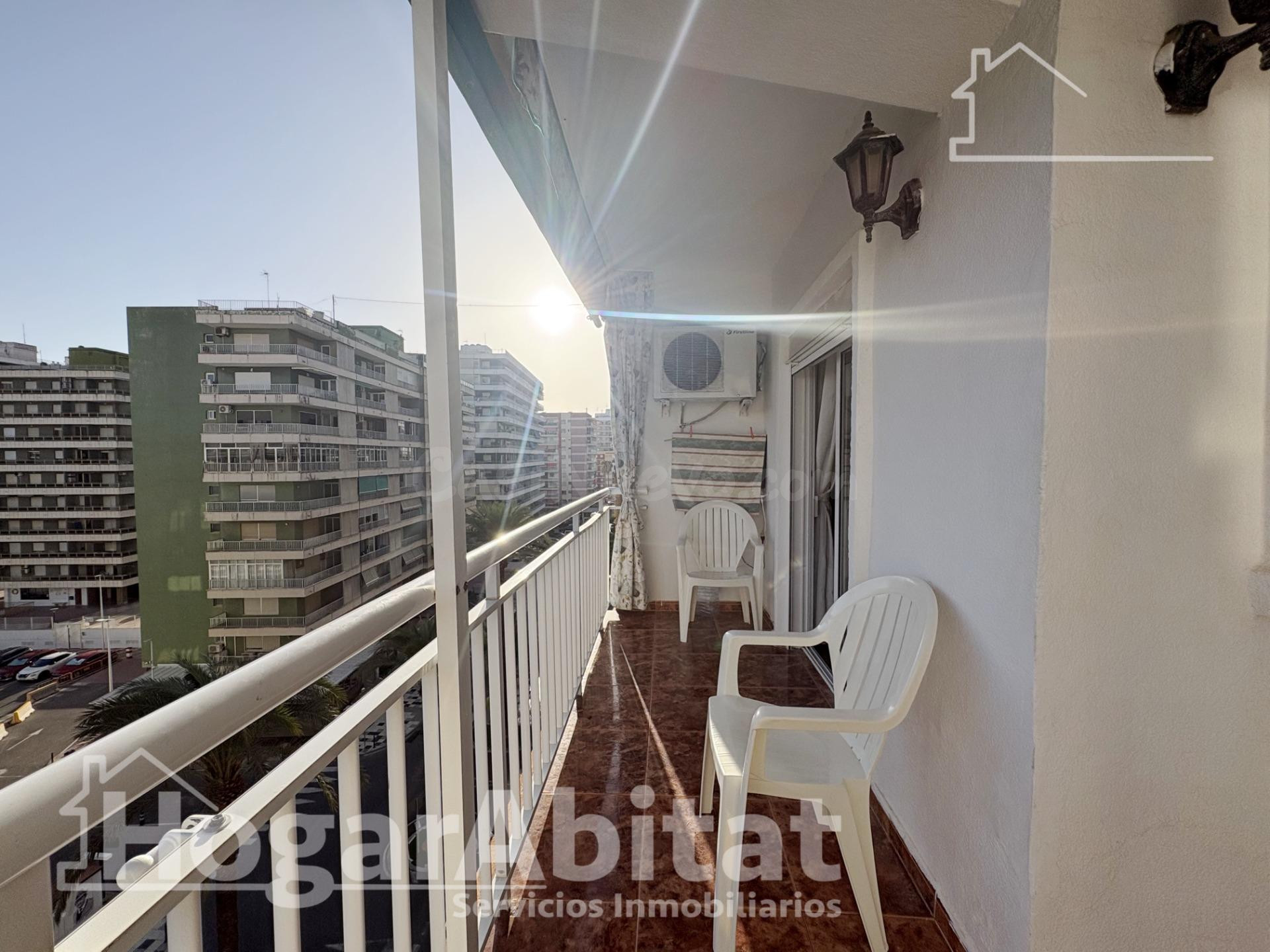 EXTERIOR CON DOS BALCONES CERCA DE LA PLAYA EN CULLERA