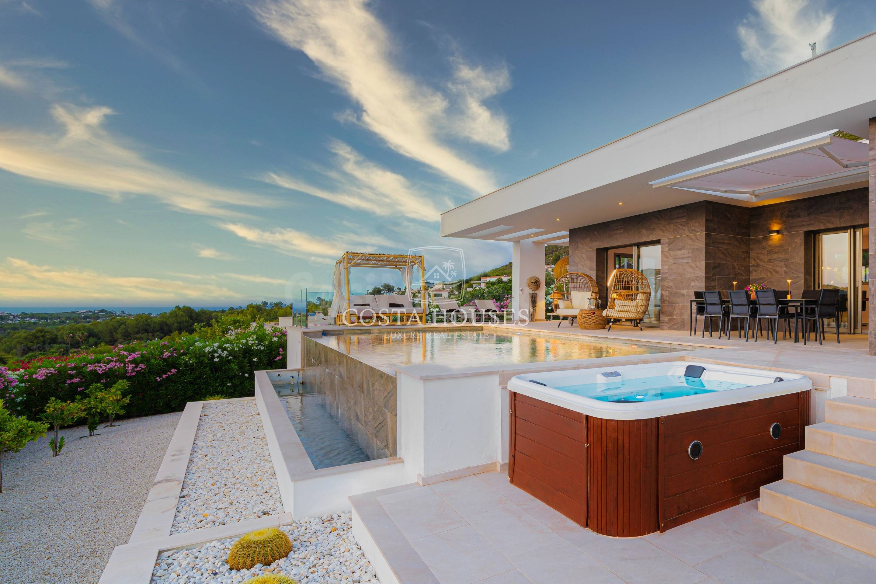 ᑕ❶ᑐ VILLA PHILIA | Villa vistas al Mar en Residencial de Luj - foto 2