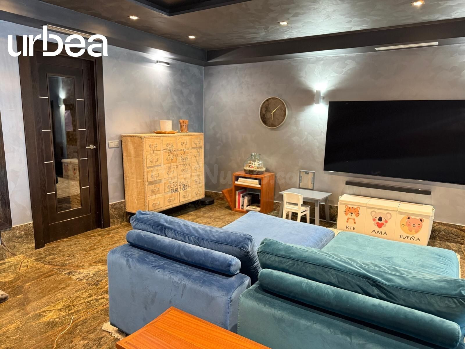 Chalet adosado cerca del mar - foto 2