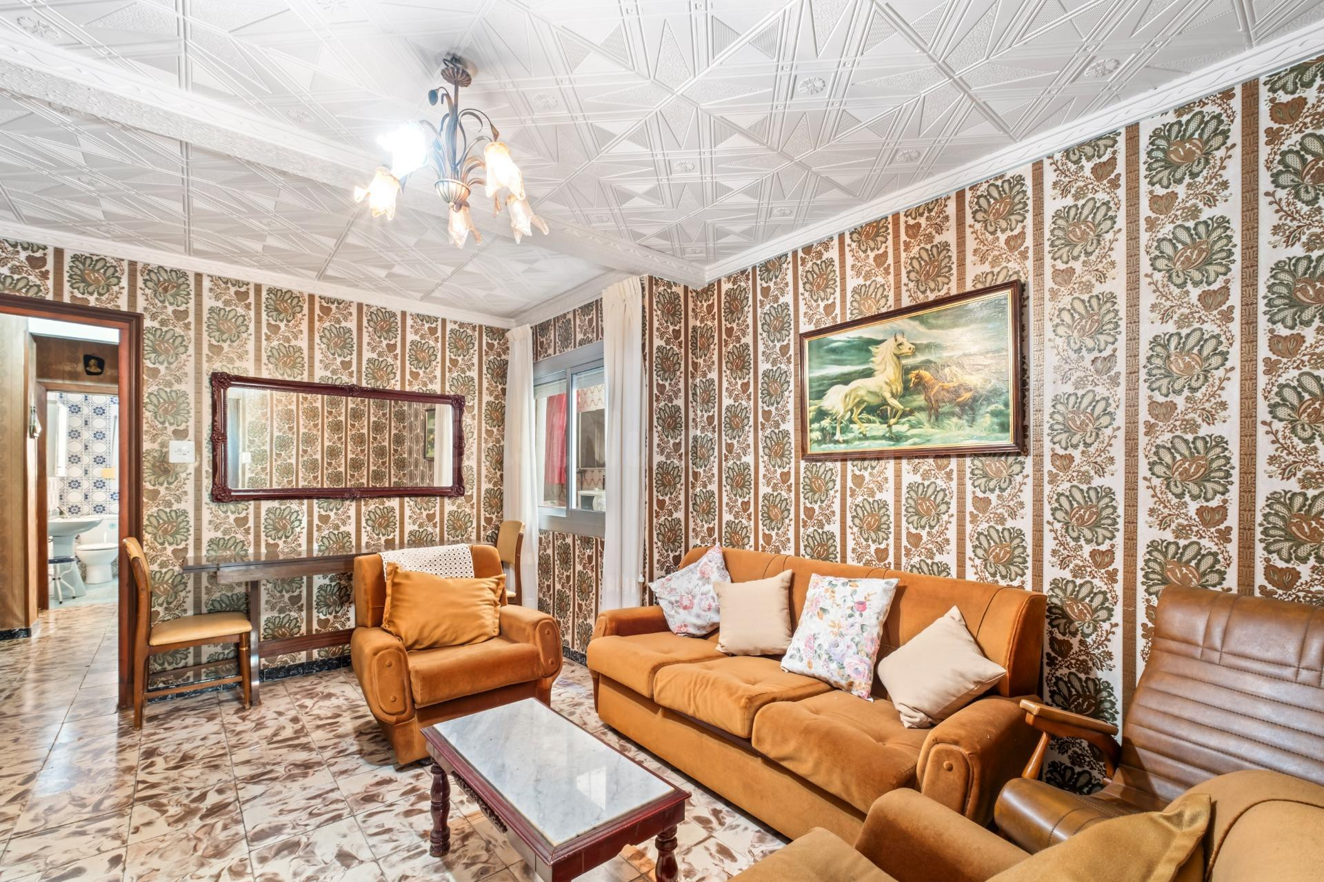 VIVIENDA CON GRAN POTENCIAL - foto 5