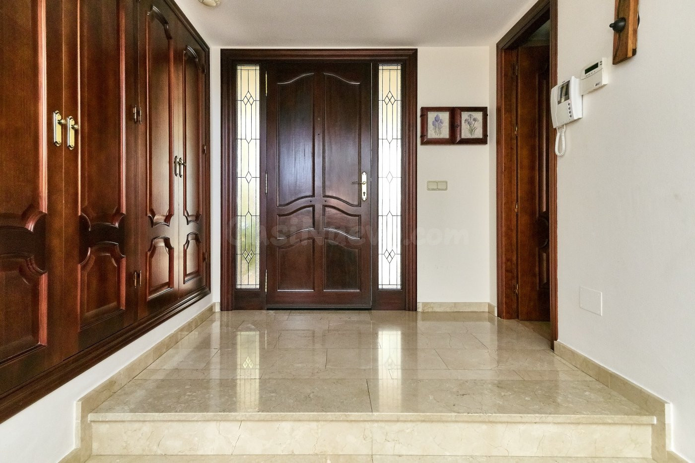 IMPRESIONANTE CHALET INDEPENDIENTE de 5 Dormitorios 4 Baños  - foto 3