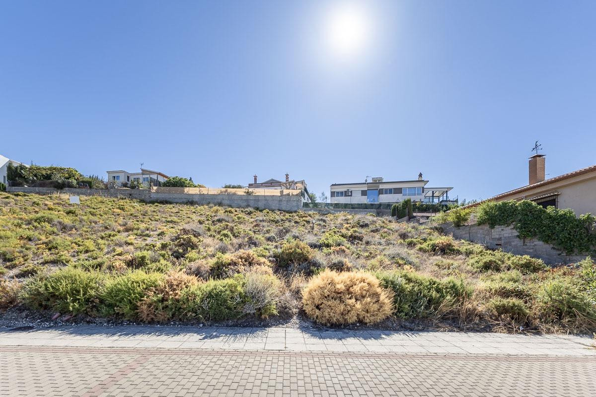 Solar en venta en la Zubia - foto 4