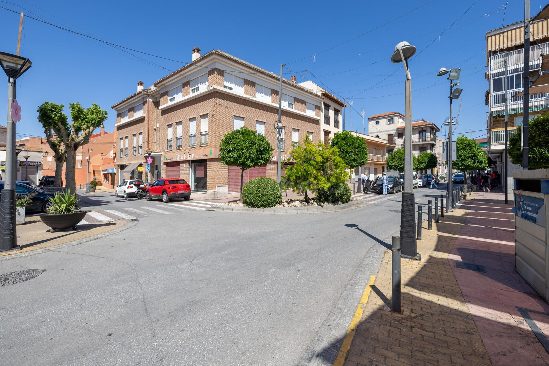 ¡¡¡AMPLIO Y CÉNTRICO LOCAL EN PELIGROS!!! VEN A VISITARLO