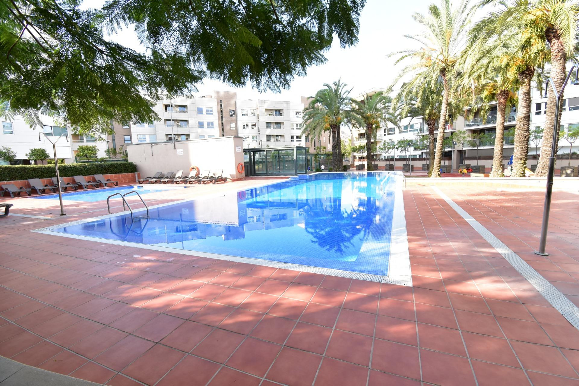 Piso 4 habitaciones 138m² en venta - Diagonal Mar i el Front