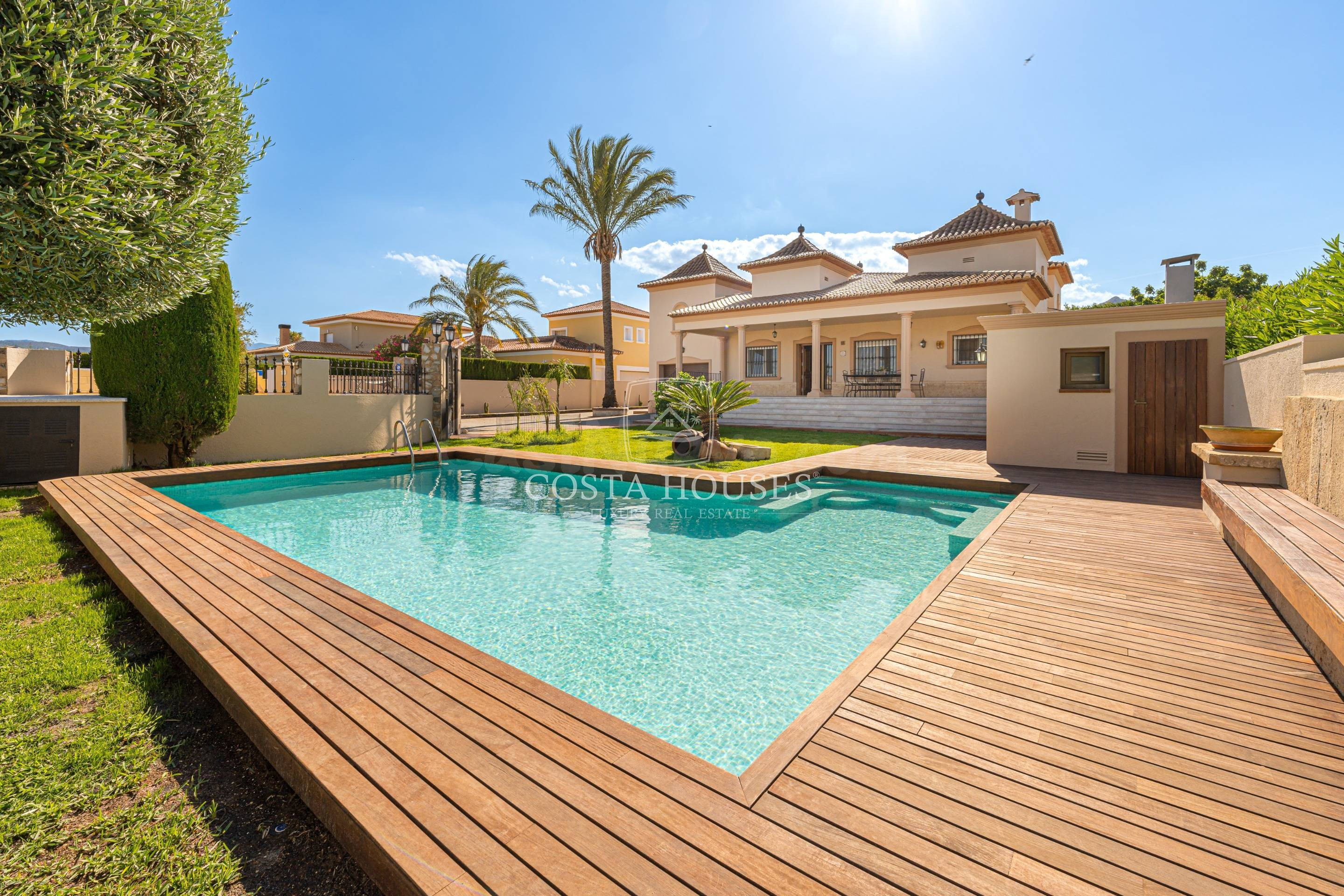VILLA BRISA | Exclusiva Villa Mediterránea con Jardín Privad - foto 5