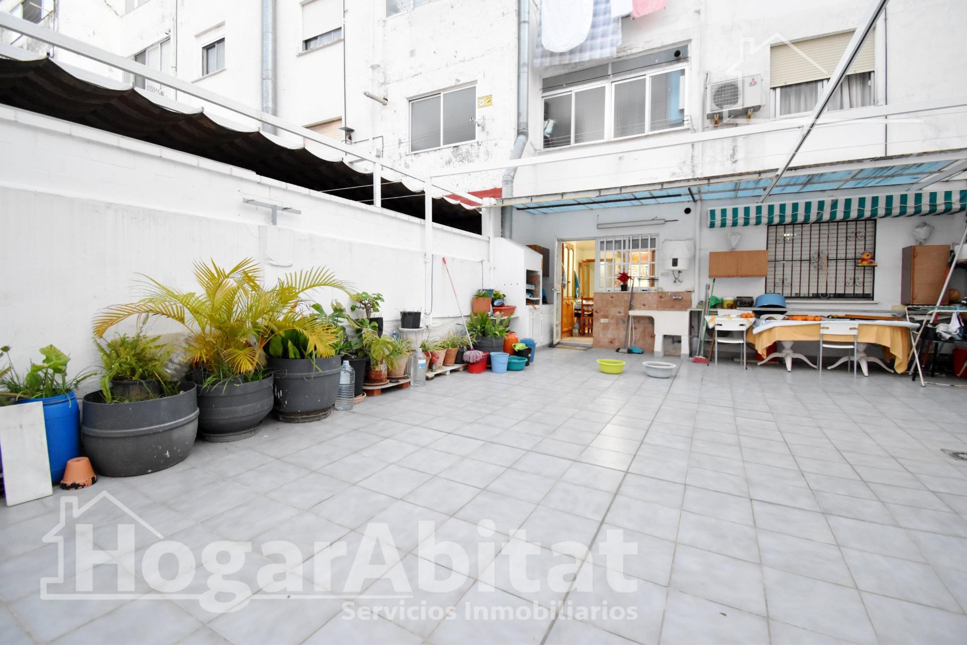 MUY AMPLIO CON TERRAZA, BARBACOA Y TRASTERO - foto 2
