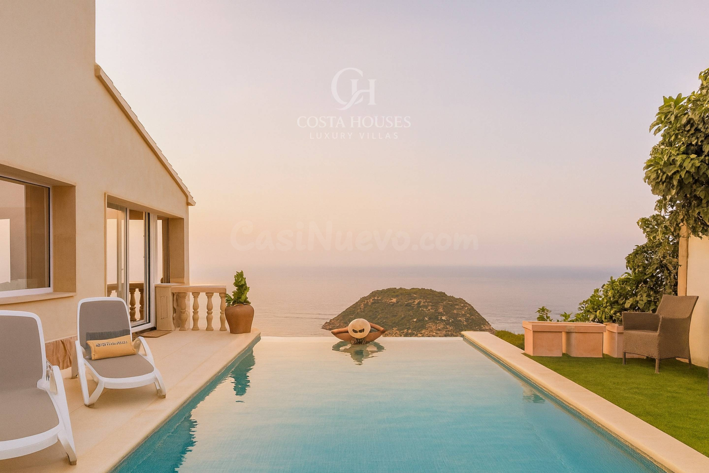 EXCLUSIVA VILLA DE LUJO en Javea | Vistas al MAR desde Todas - foto 2