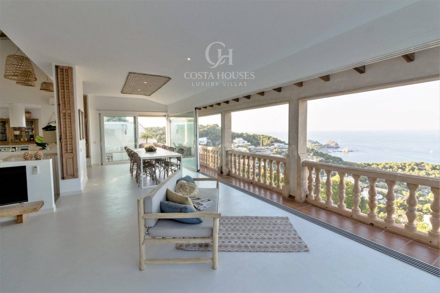 EXCLUSIVA VILLA DE LUJO en Javea | Vistas al MAR desde Todas - foto 4