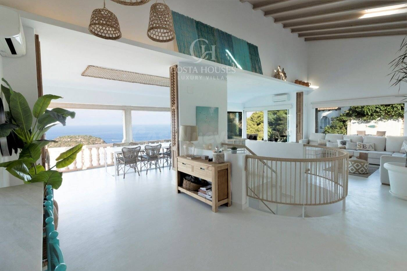 EXCLUSIVA VILLA DE LUJO en Javea | Vistas al MAR desde Todas - foto 5