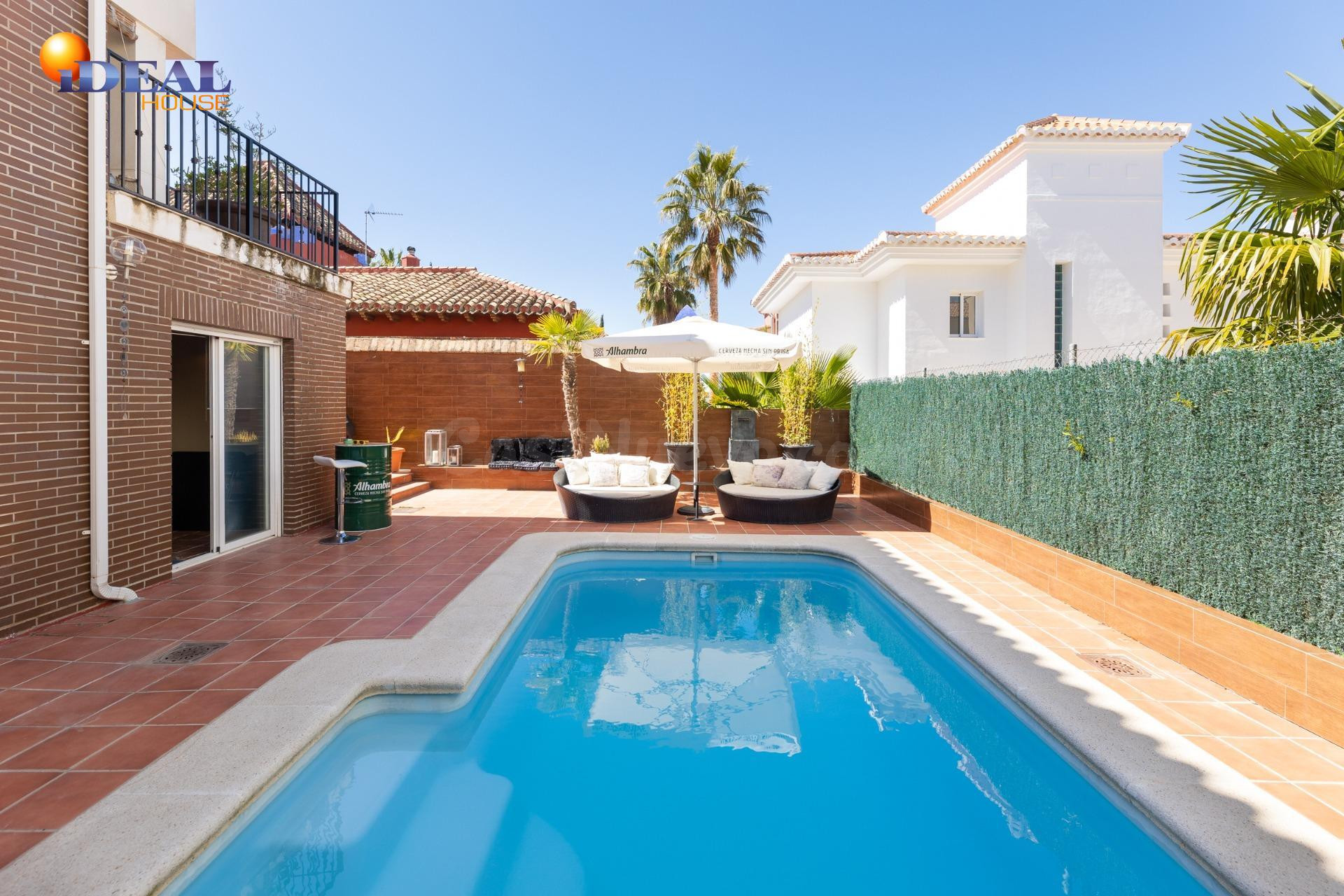 CHALET INDEPENDIENTE EN BARRIO DE MONACHIL