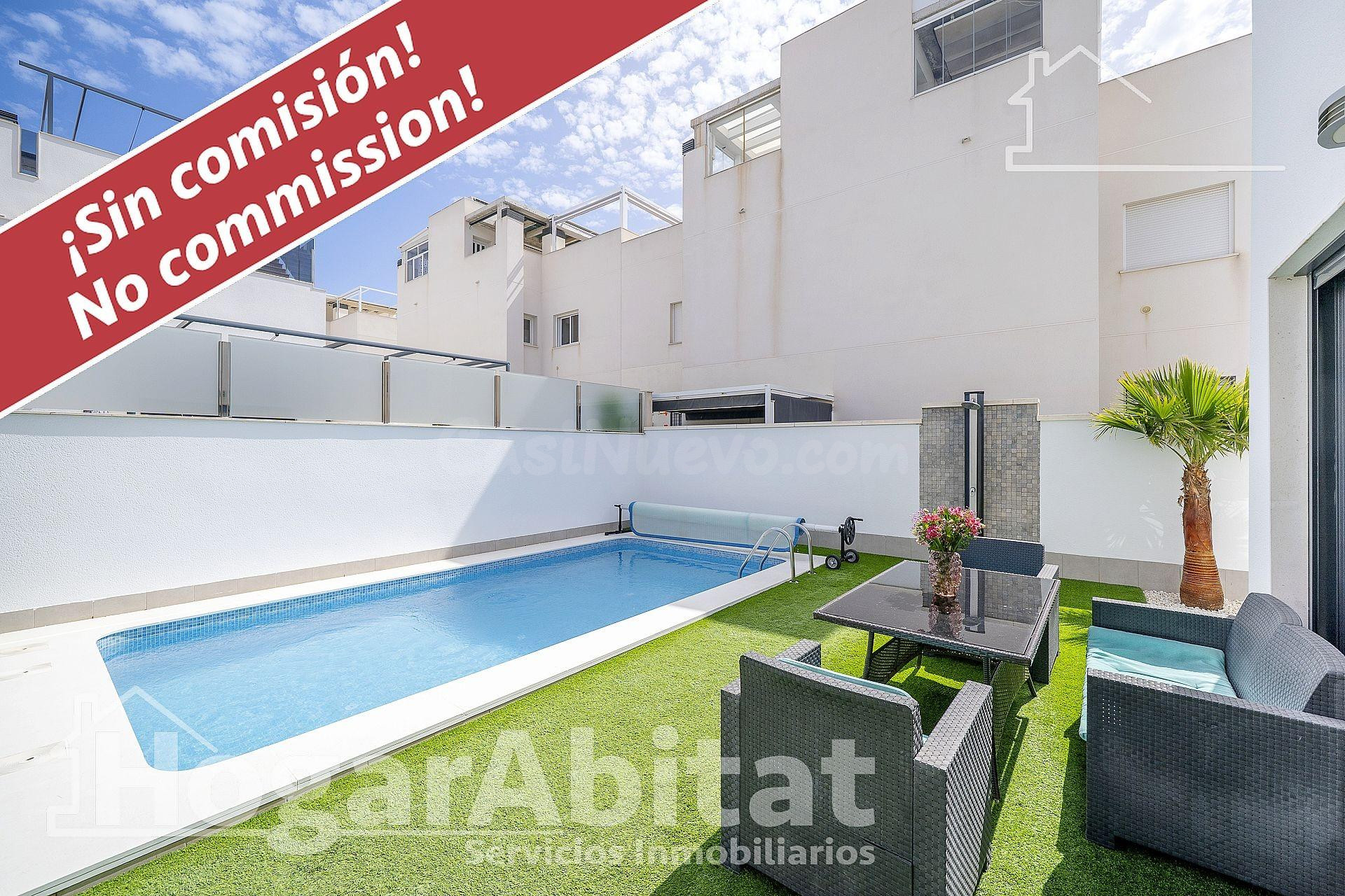 ¡EXTRAORDINARIO CHALET! AMPLIO Y SEMINUEVO CON PISCINA PRIVA - foto 2