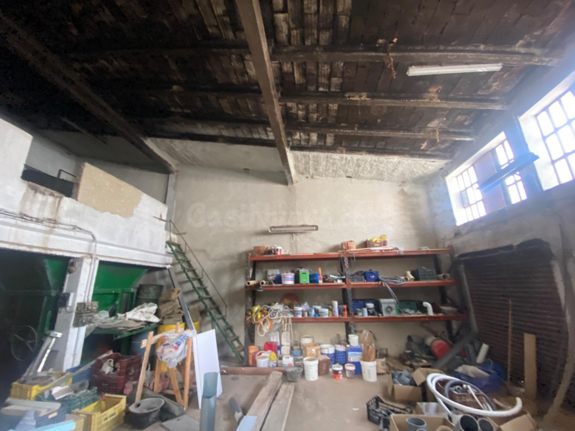Nave del antiguo molino de Godall - foto 4